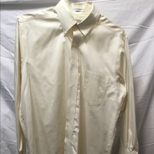 EUC Eagle button down collar shirt sz 16/33 yellow